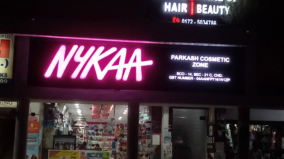 Why Glow Sign Boards Are Still a Top Choice for Local Businesses in 2025?