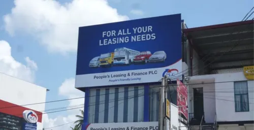 Auto Finance Co-Branded Dealer Boards: How Banks & NBFCs Leveraged Dealership Visibility